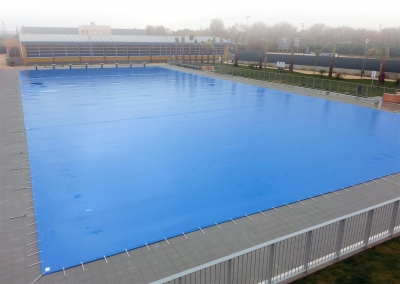 Tejidos técnicos para cubrir y proteger piscinas